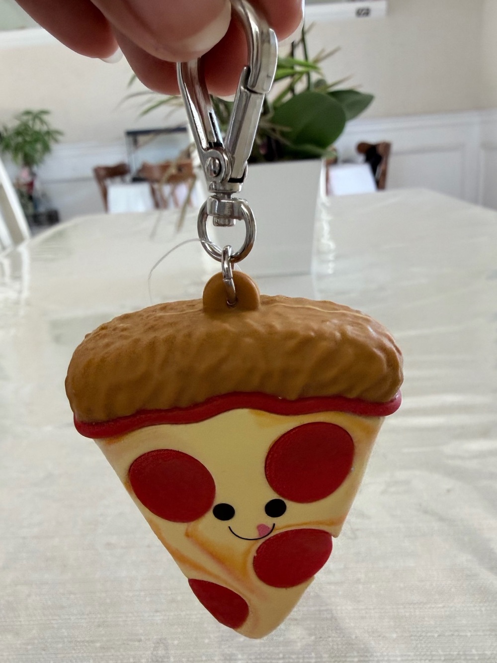 Bath and body works Smiling Pizza slice Keychain Pocketbac holder
